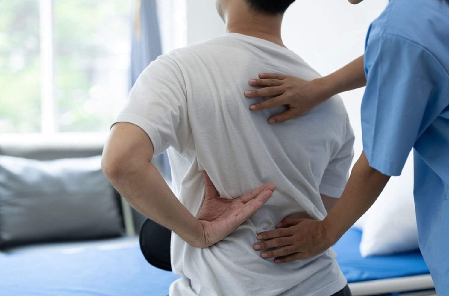 A Brampton Physiotherapist’s Guide to Fixing Commuters’ Back Pain
